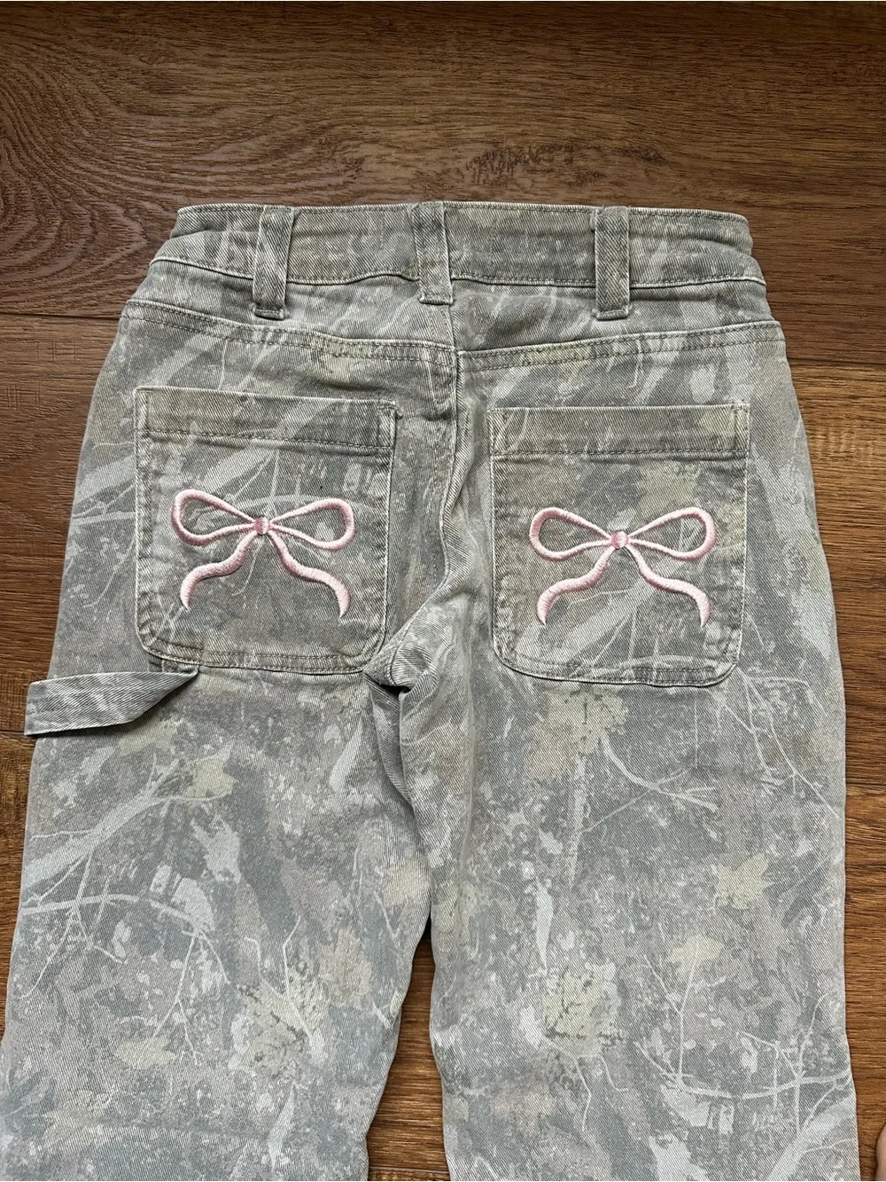 Girls Camo Bow Jeans
